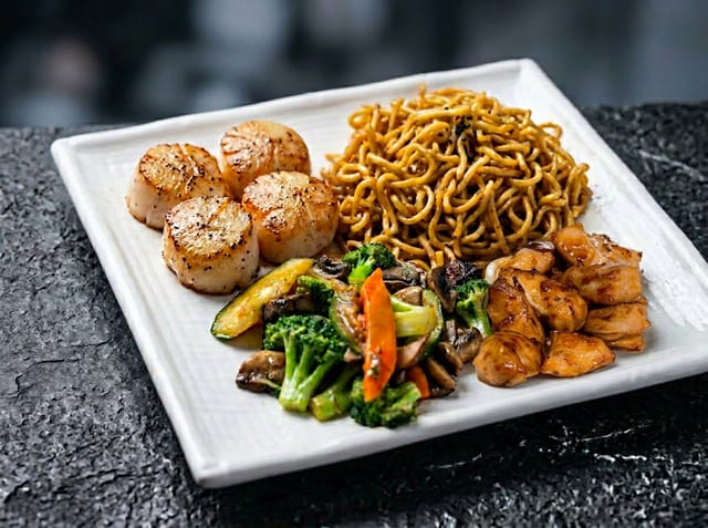 Chicken & Scallop.