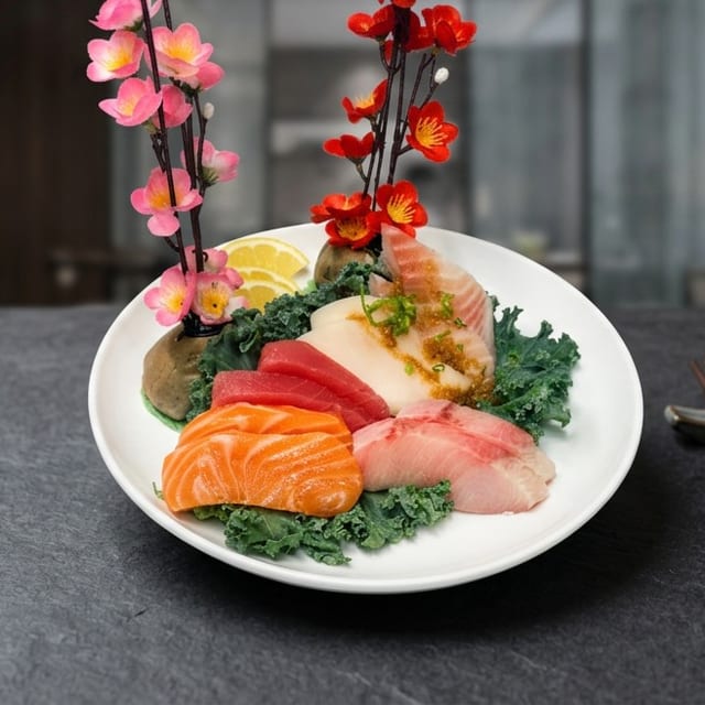 Small Sashimi Platter (10).